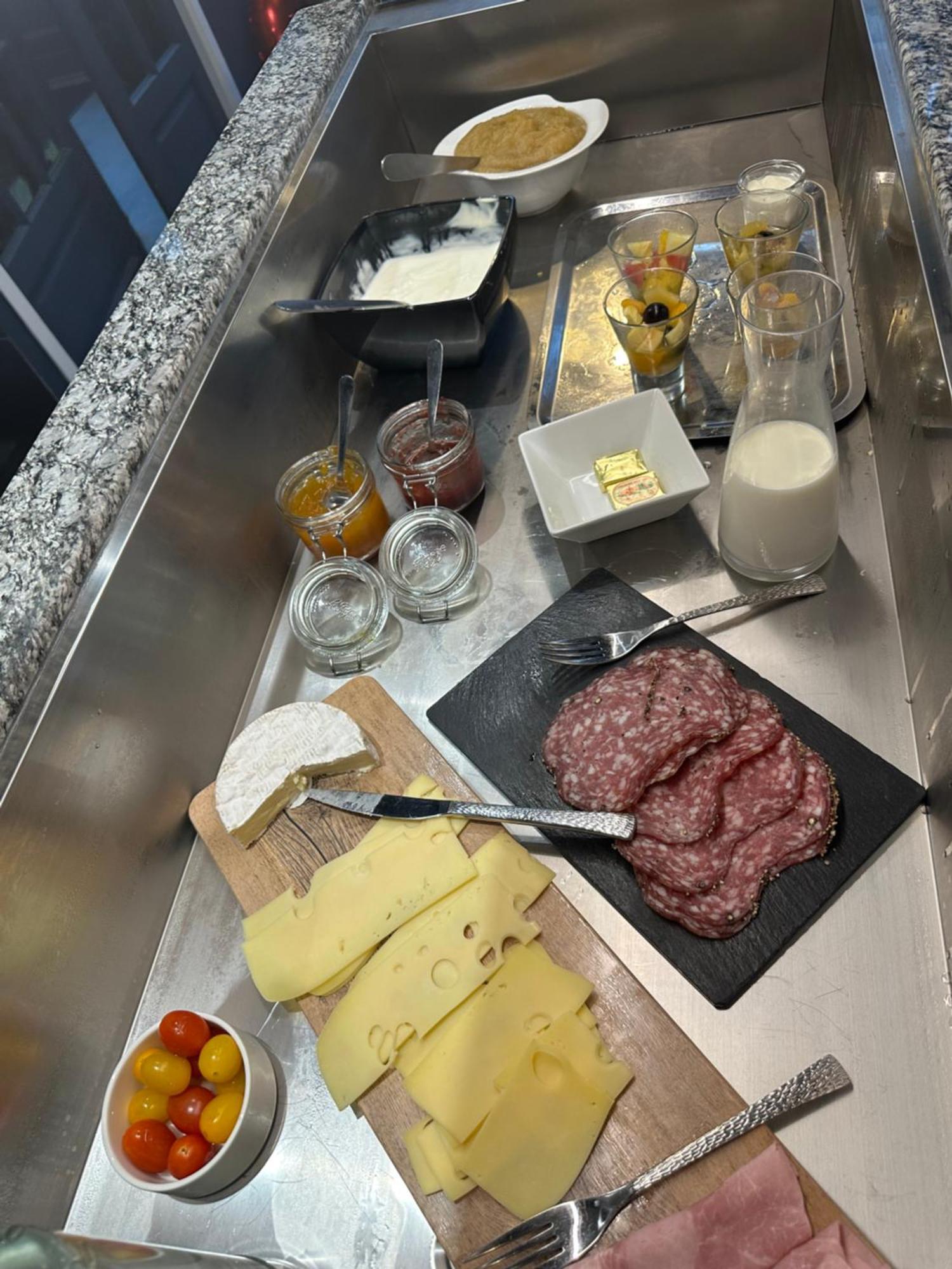 Hotel Restaurant L'Annexe Saint-Valery-en-Caux Zewnętrze zdjęcie